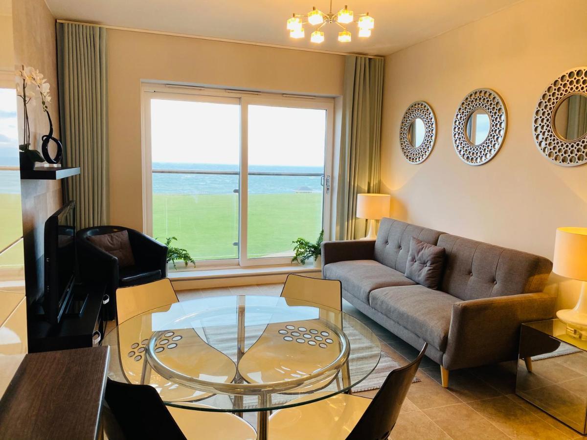 Appartamento Stunning Sea Views, Luxury Beaches & Restaurants Are A Short Walk Away *
